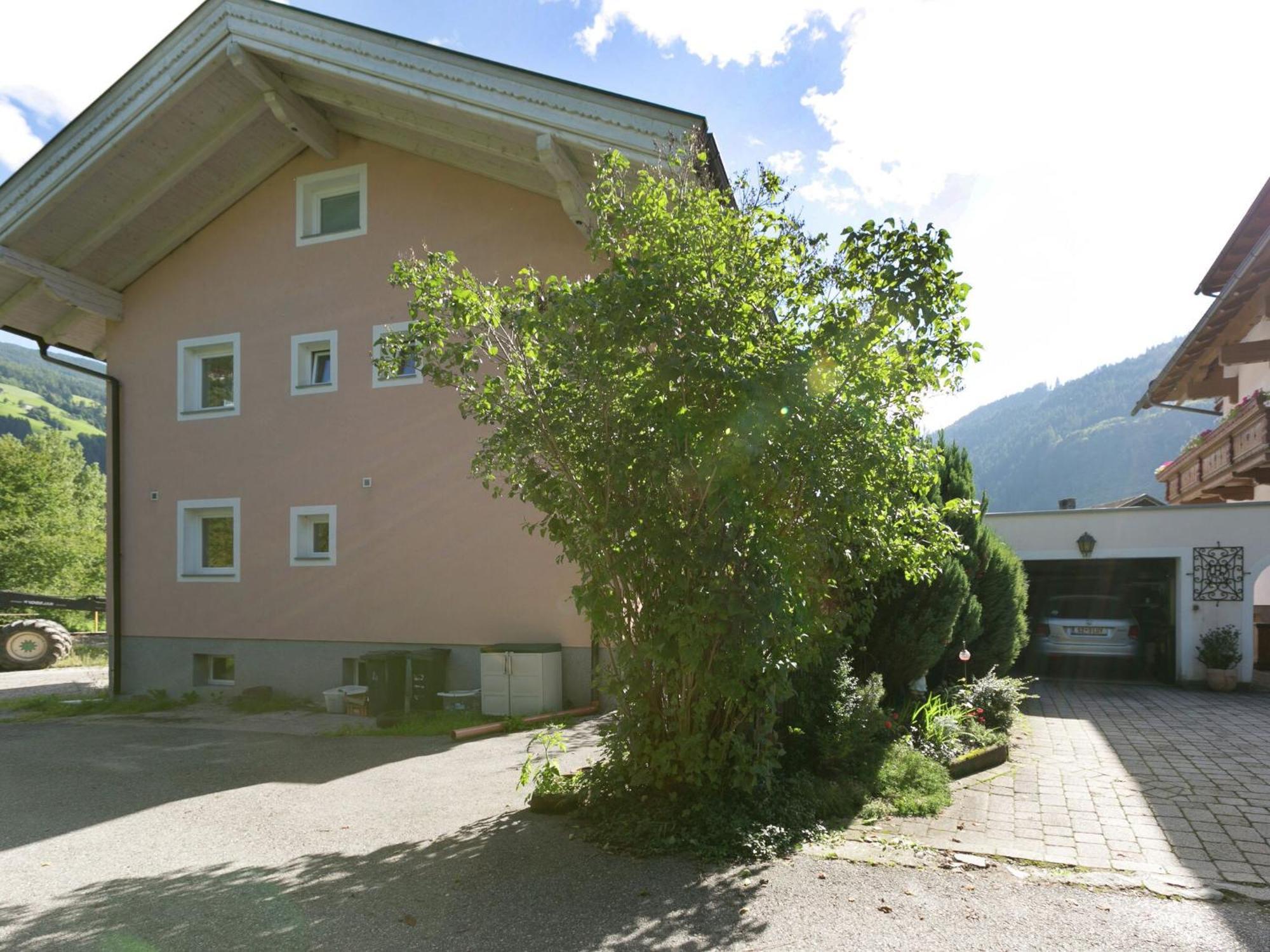 Apartment With Terrace In Aschau Im Zillertal Экстерьер фото